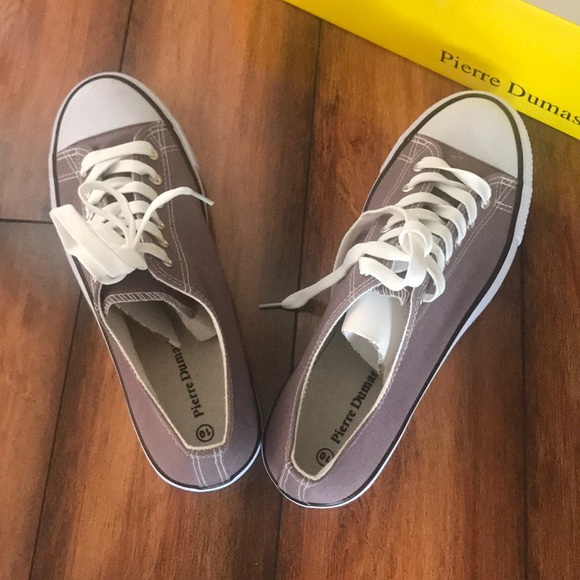 Grey converse - Picture 2 of 2